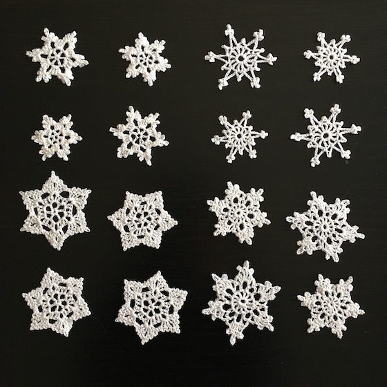 Small and easy crochet snowflakes